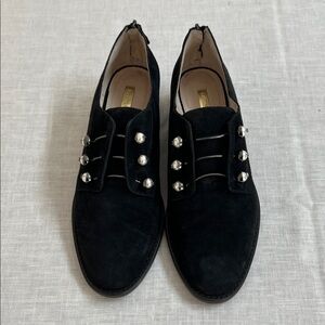 🌞 Louise et Cie Black Suede Oxfords w/Pearl cuff like closure accents women 8